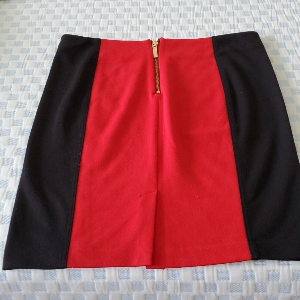 EUC sz 6 MK Blk Red Colorblock Bodycon "Good Booty" Mini Skirt - Picture 3 of 8